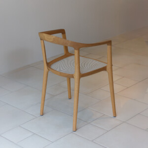 宮崎椅子製作所：DC10